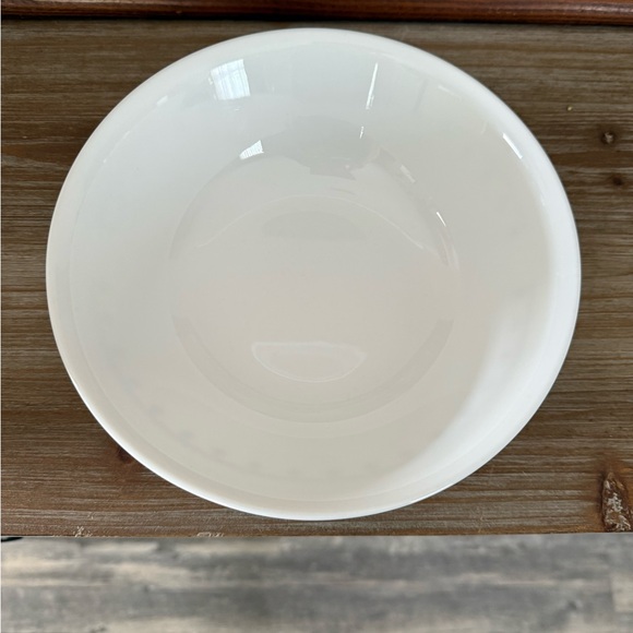 Corelle Snowflake Serving Bowl - Picture 2 of 8
